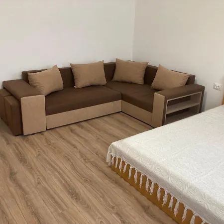 Liget Apartman Apartment Gyor